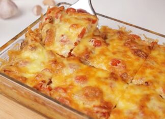 πουρέ πατάτας με μπέικον και ντοματίνια στο φούρνο