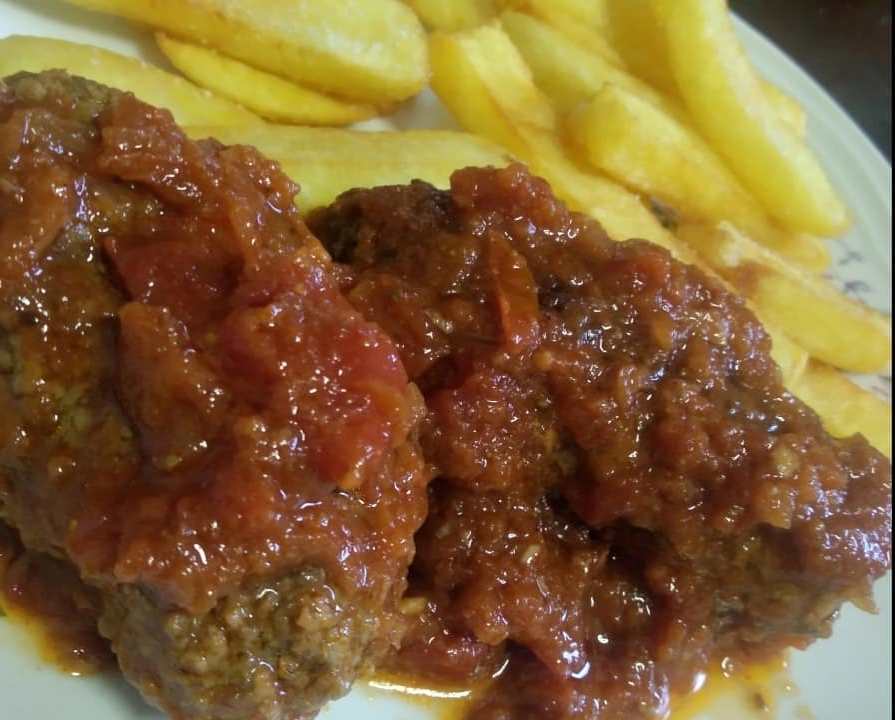 smirneika Σουτζουκάκια Σμυρναίικα