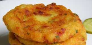 Εκρηκτικός Συνδυασμός: Τηγανίτες Πατάτας με Μπέικον, Κρεμμύδι και μαιντανό τηγανίτες πατάτας με κρεμμυδάκι και μπέικον