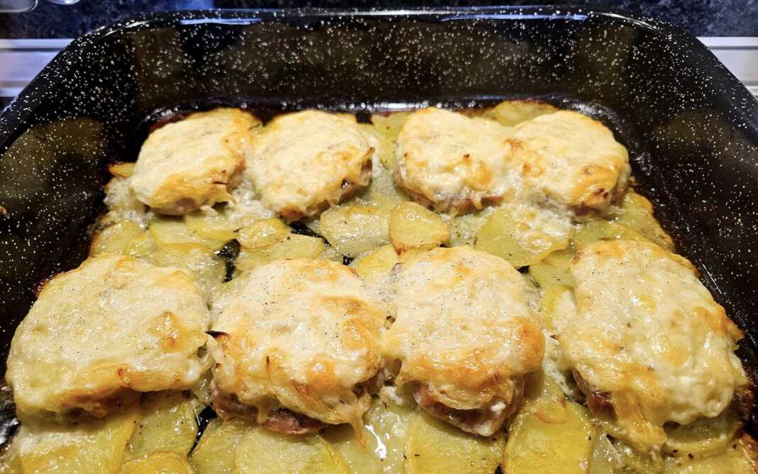 Χοιρινό φιλέτο με σπιτική μαγιονέζα