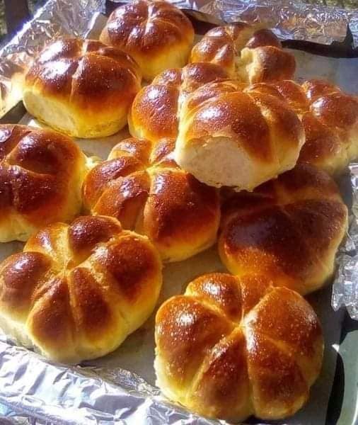 afrata tiropitakia Αφράτα τυροπιτάκια