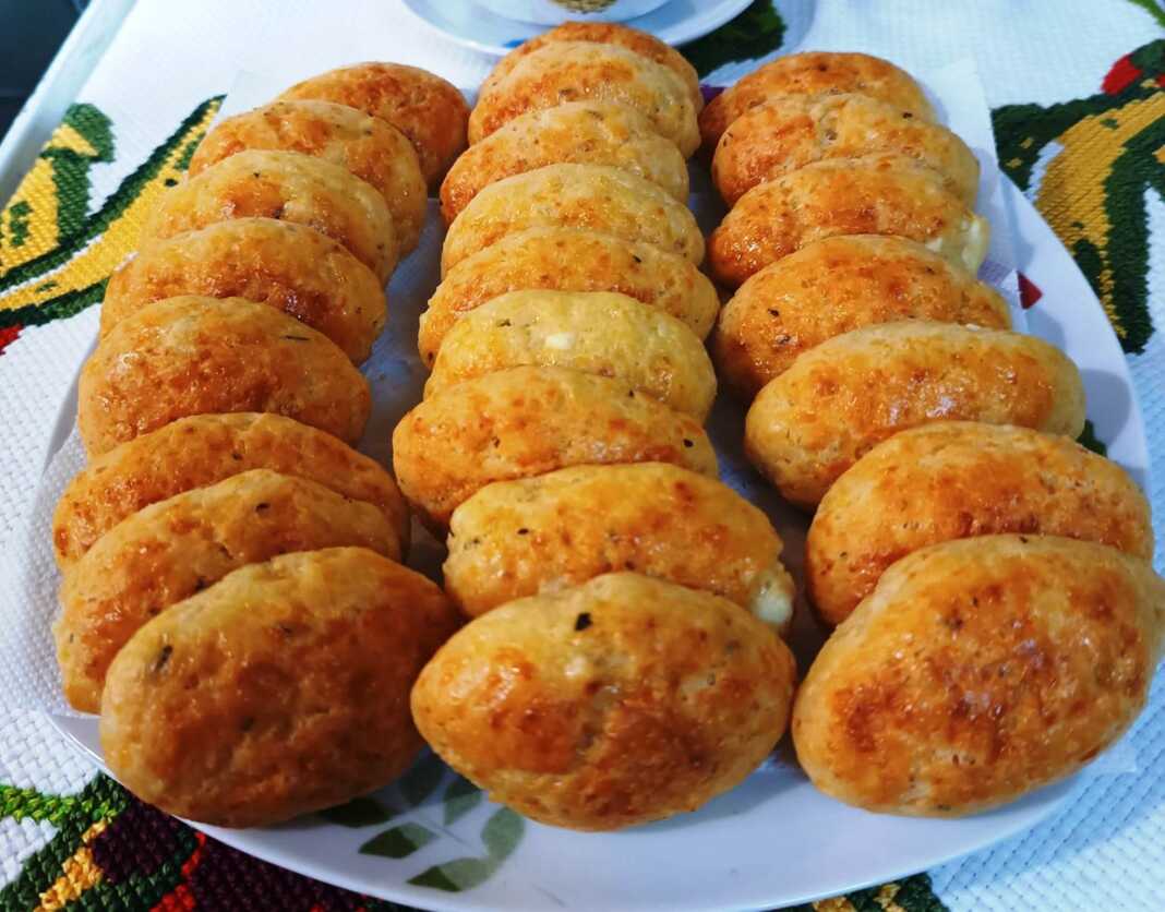 Εύκολα Τυροπιτάκια