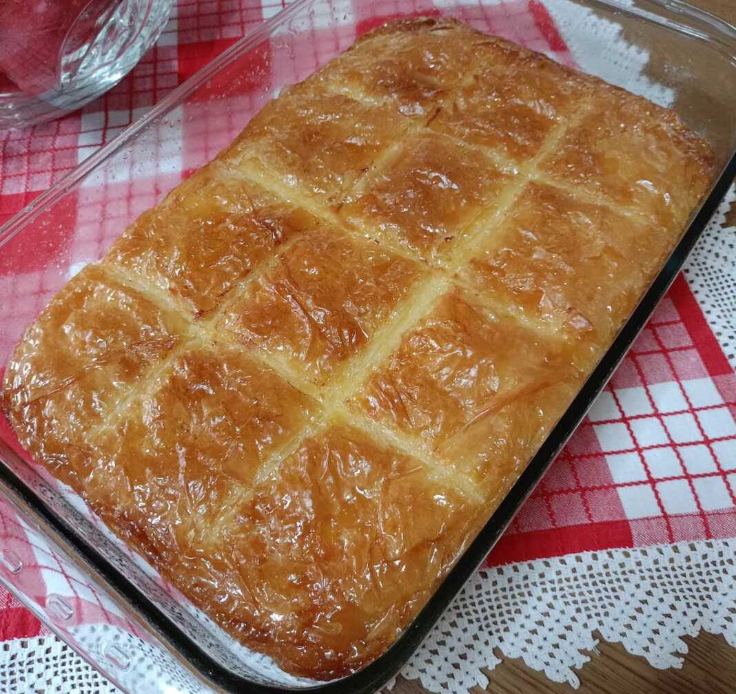 γαλακτομπούρεκο