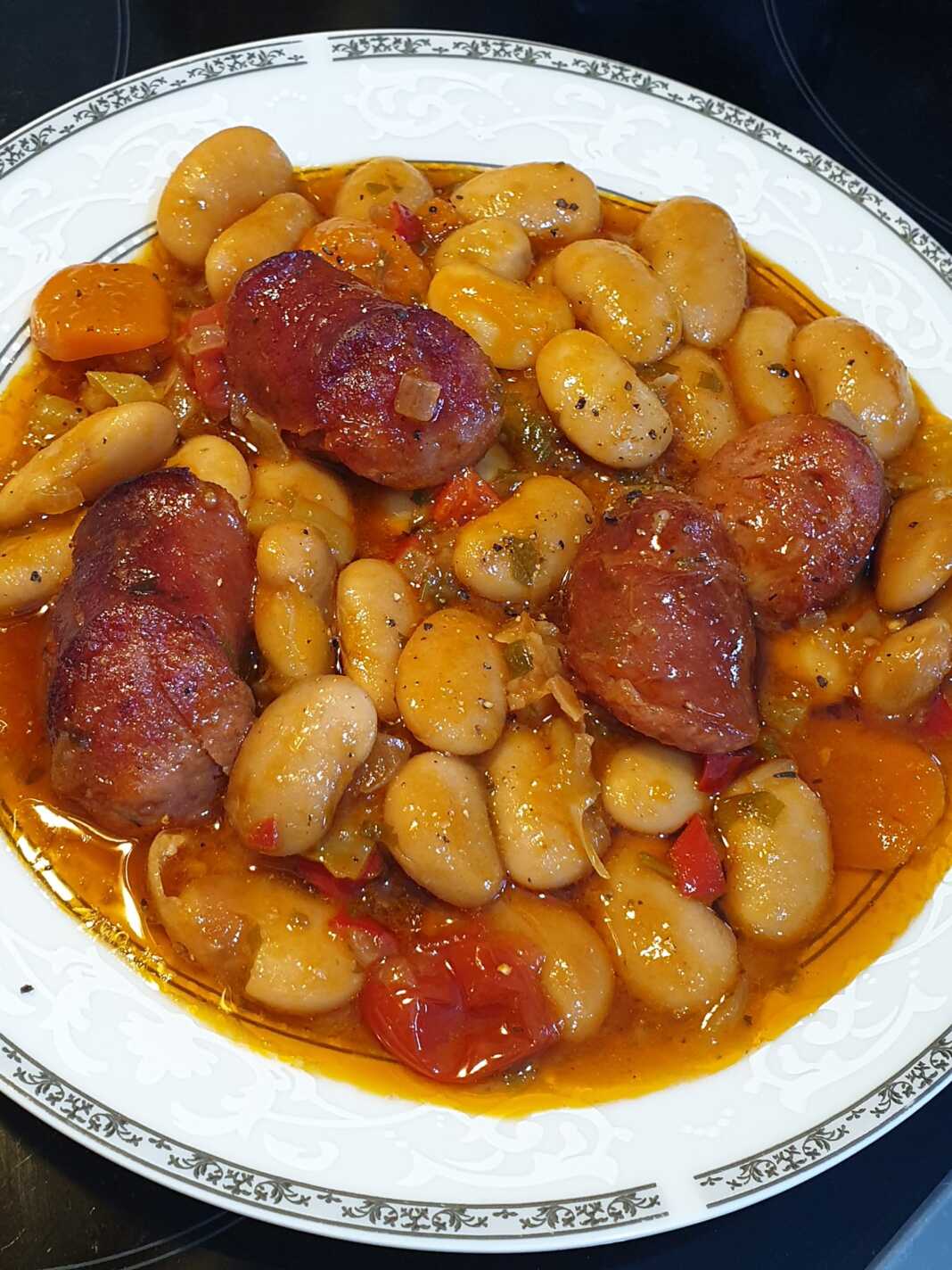 gigantes me loukanika γίγαντες με λουκάνικα στο φούρνο