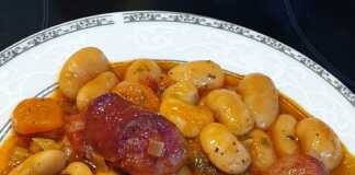 γίγαντες με λουκάνικα στο φούρνο