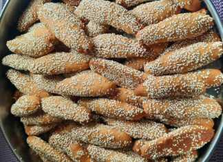 νηστίσιμα κουλουράκια με σουσάμι