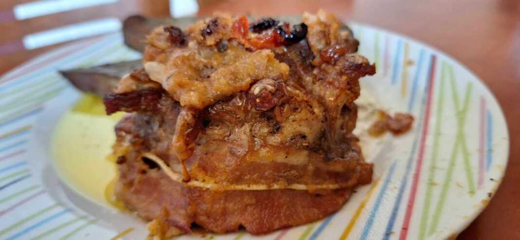 Μπιφτέκια με Σνιτσελ, Μπέικον και Τυρί