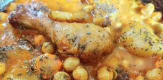 κοκκινιστό κοτόπουλο με ρεβίθια