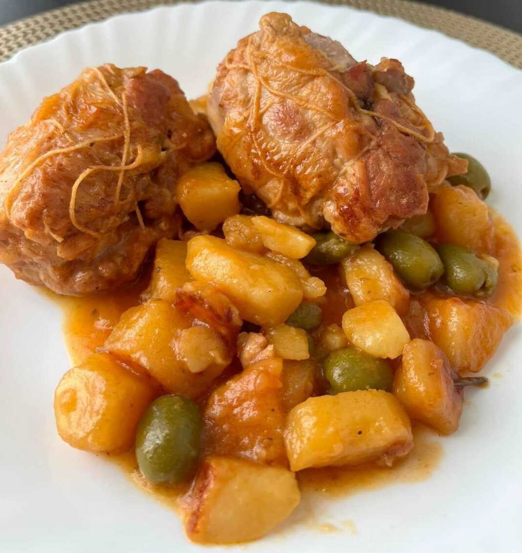 Ρολά κοτόπουλου με πατάτες στο τηγάνι