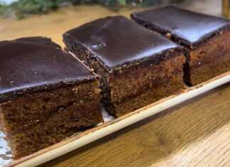 σοκολατένιο κέικ με μαρμελάδα