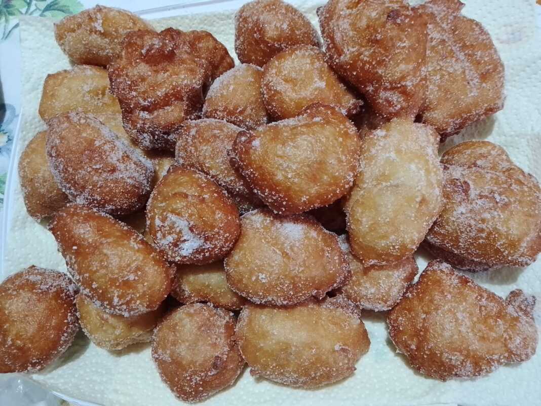 τυρολουκουμάδες