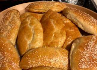 Τυρόπιτες & Κασερόπιτες