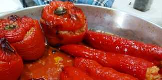 γεμιστά με πιπεριές φλωρίνης