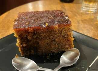 Καρυδόπιτα