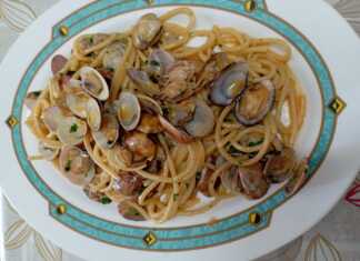 Μακαρονάδα με θαλασσινά