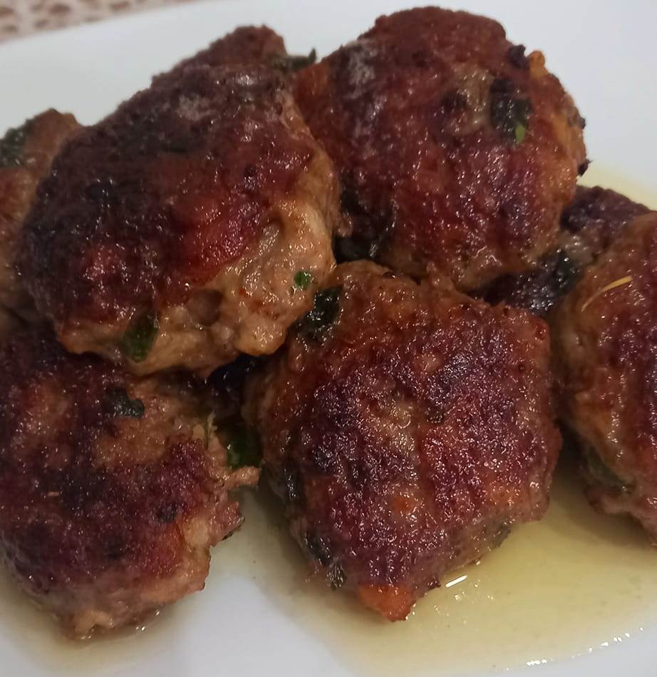 mpiftekia sto tigani Μπιφτέκια στο τηγάνι