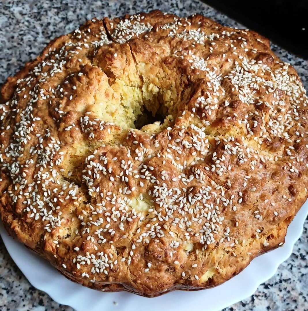 Τυρόπιτα με χαλούμι