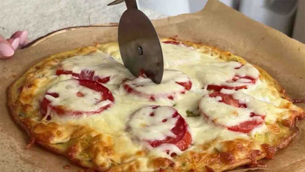 Πίτσα με πατάτες και λαχανικά