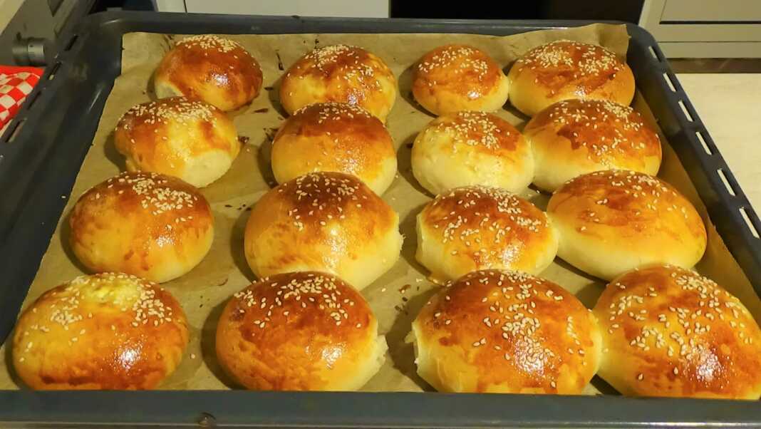 αφράτα ψωμάκια με τυρί