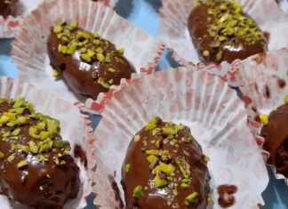 Σπιτικά γλυκάκια με τσουρέκι