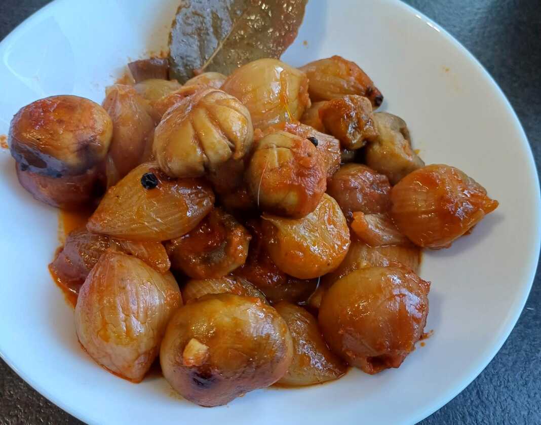 stifado nistisimo me manitaria Στιφάδο Νηστίσιμο με Μανιτάρια