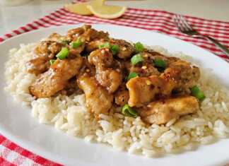 Τηγανιά Κοτόπουλο με σάλτσα Λεμονιού 