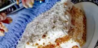 μπισκοτογλυκό με κρέμα και ινδοκάρυδο