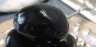 Γλυκό του κουταλιού καρύδι