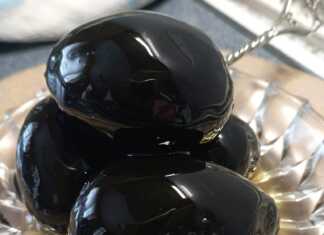 Γλυκό του κουταλιού καρύδι