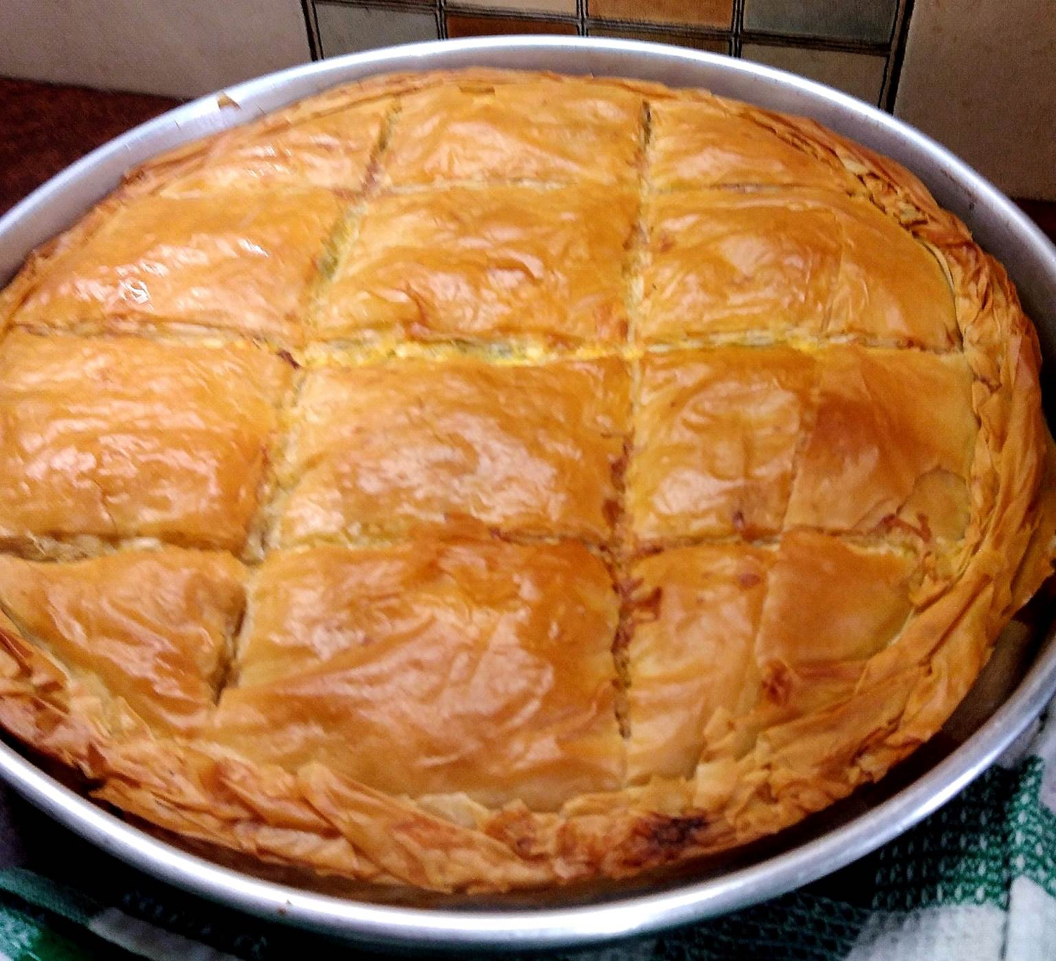 Κοτόπιτα με φύλλο κρούστας