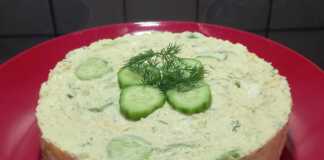 αγγουροσαλάτα