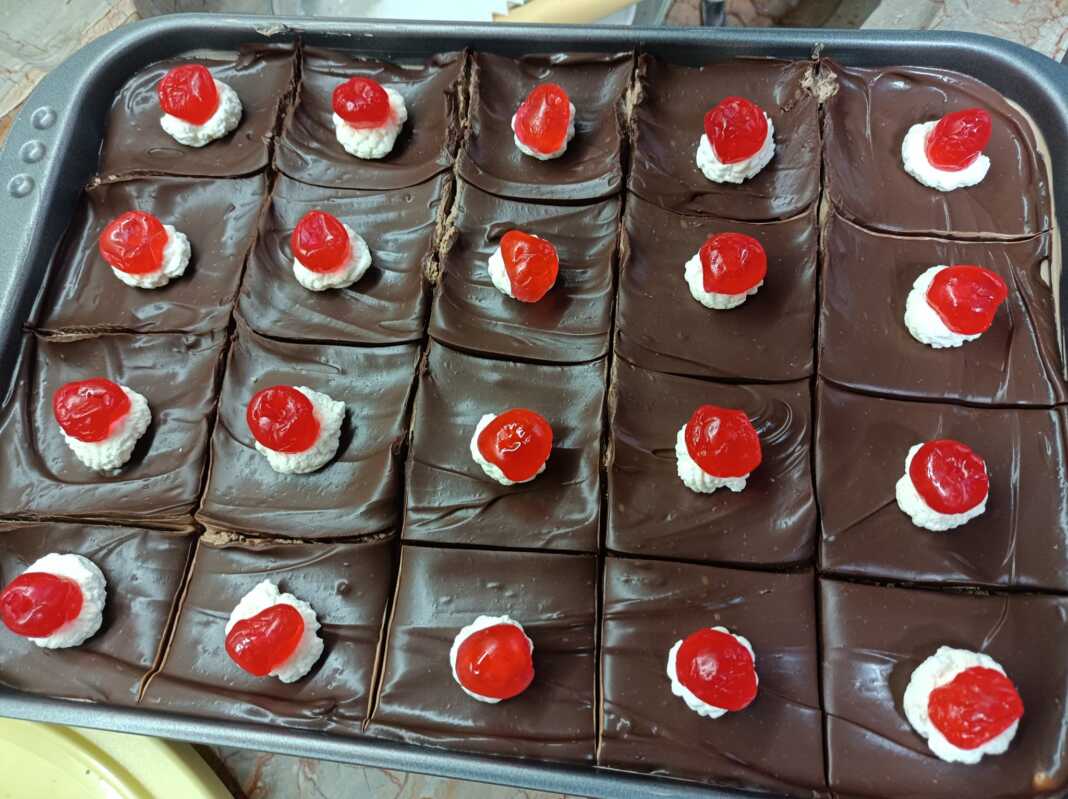 Πάστα Ταψιού