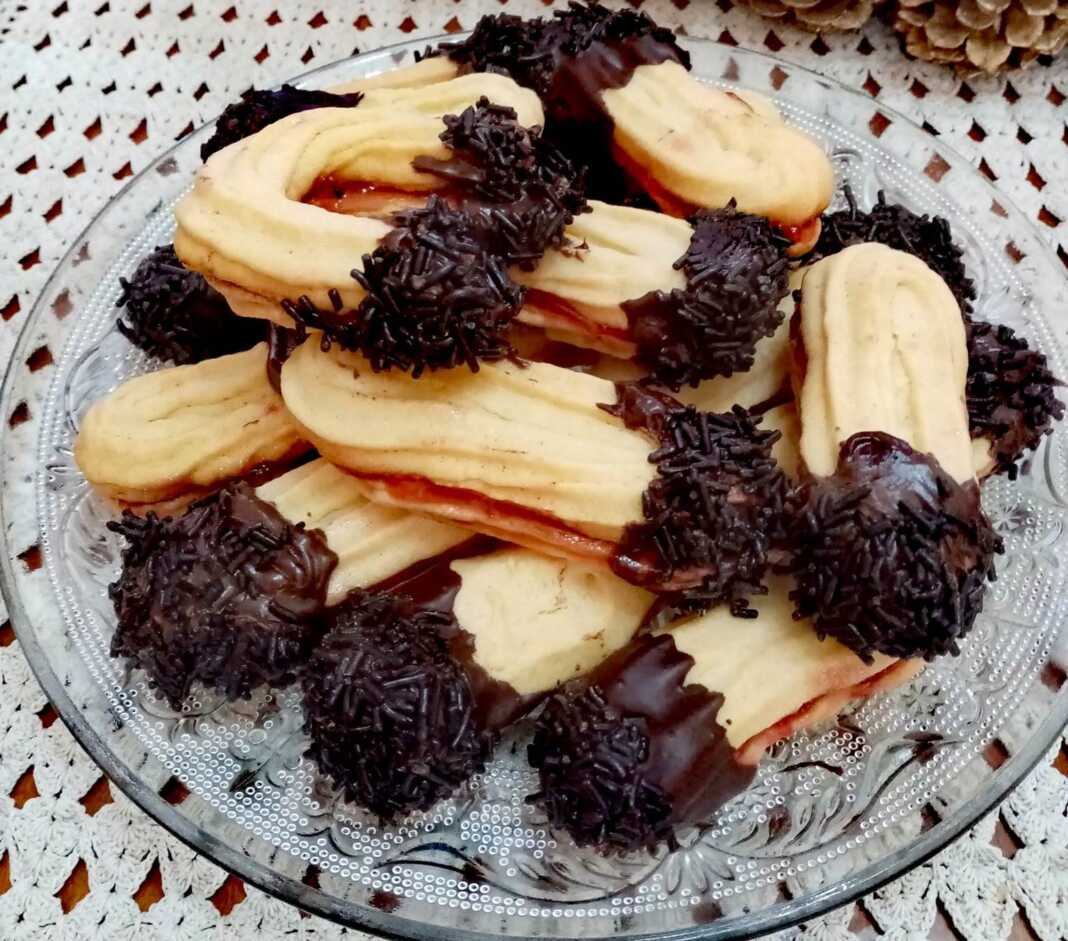 Πτι Φουρ με Μαρμελάδα και Σοκολάτα