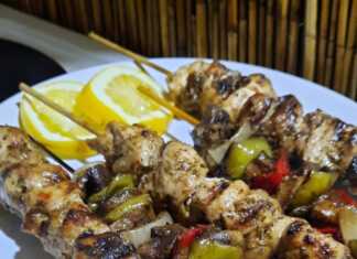 σουβλάκια κοτόπουλου και λαχανικών