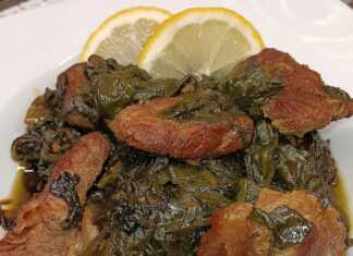 Σπανάκι με Χοιρινό Κρέας