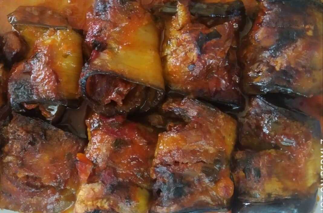 melitzanesmosxalraki μοσχαράκι τυλιχτό με μελιτζάνες