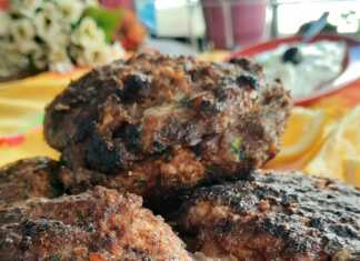 Mπιφτέκια στα κάρβουνα με κασέρι