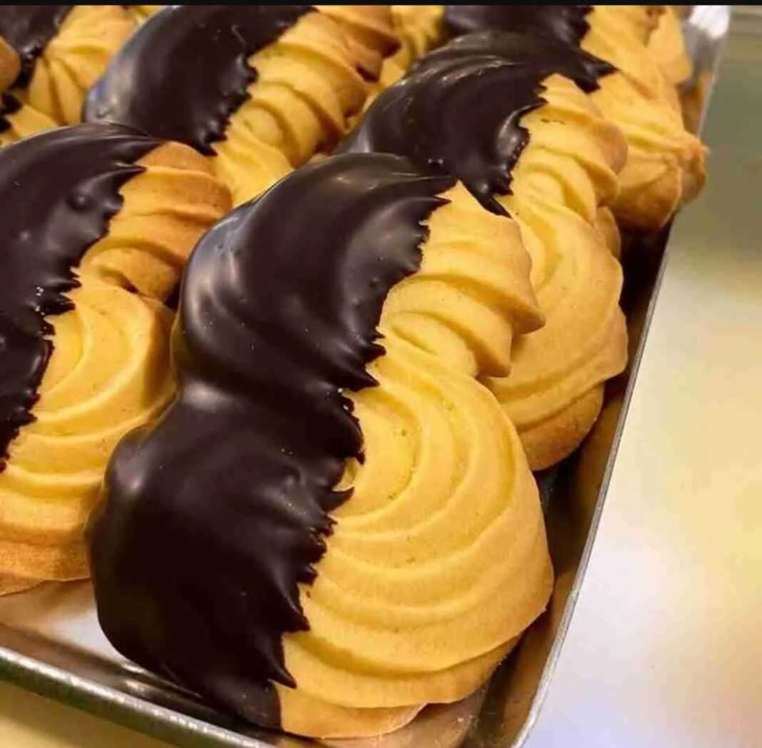 Μπισκότα με σοκολάτα