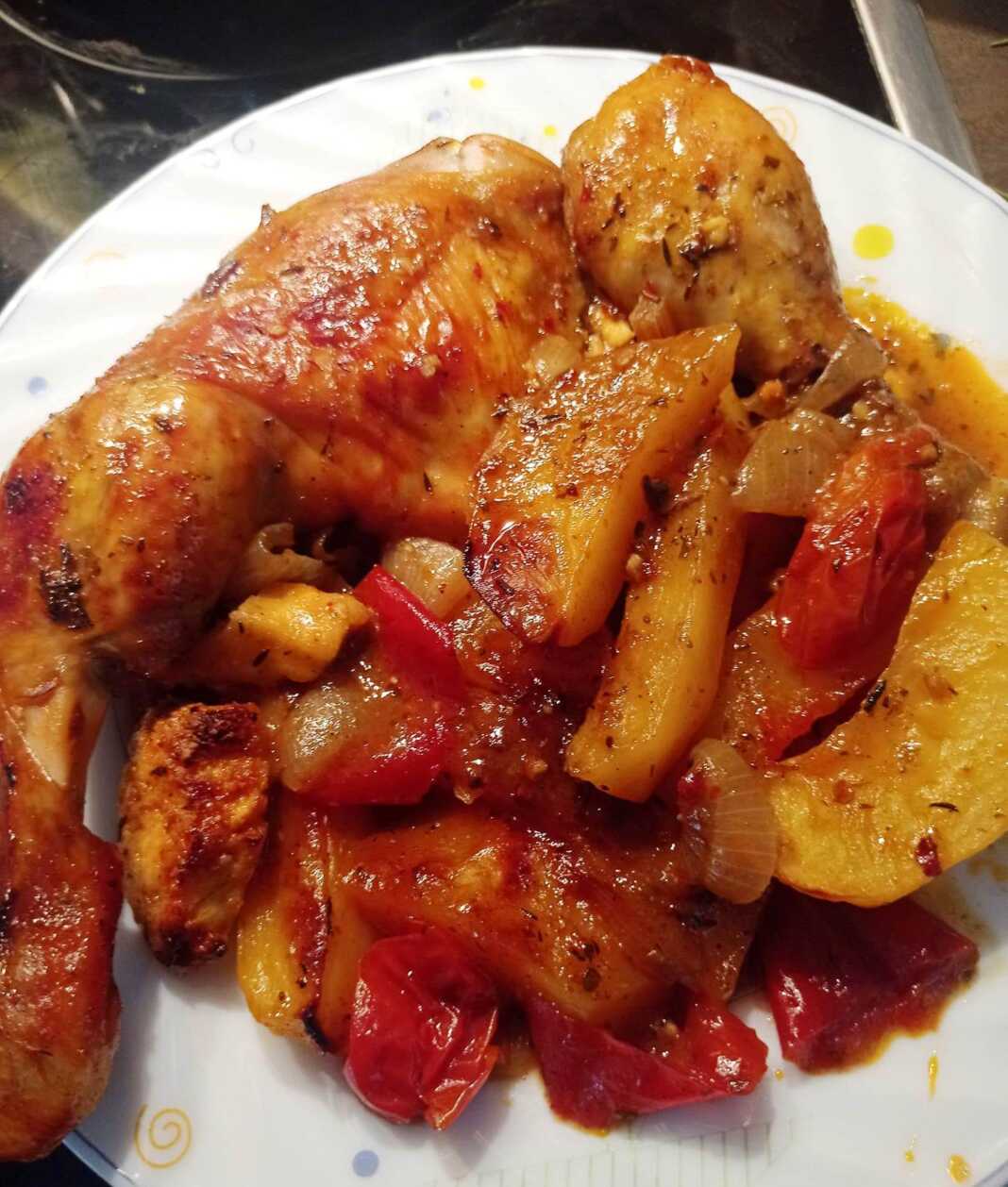 μπουτάκια κοτόπουλο με πατάτες και σάλτσα μπάρμπεκιου