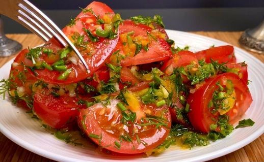 ntomatosalata Ντοματοσαλάτα