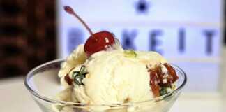 Ενα ποτήρι με παγωτό Κερασάκι - Σύκο