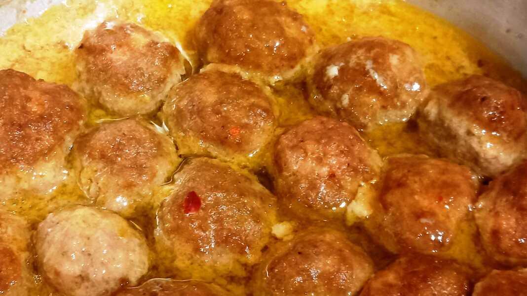 Σουτζουκάκια Κοτόπουλου