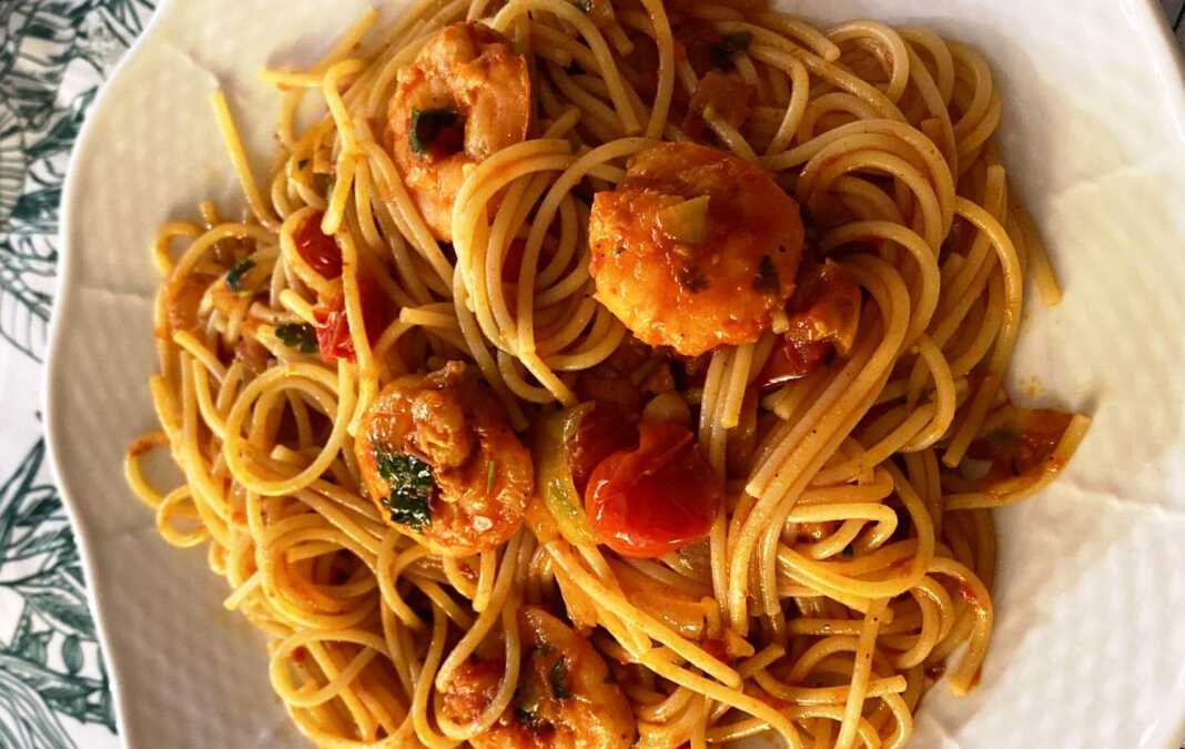 Γαριδομακαρονάδα Σπέσιαλ