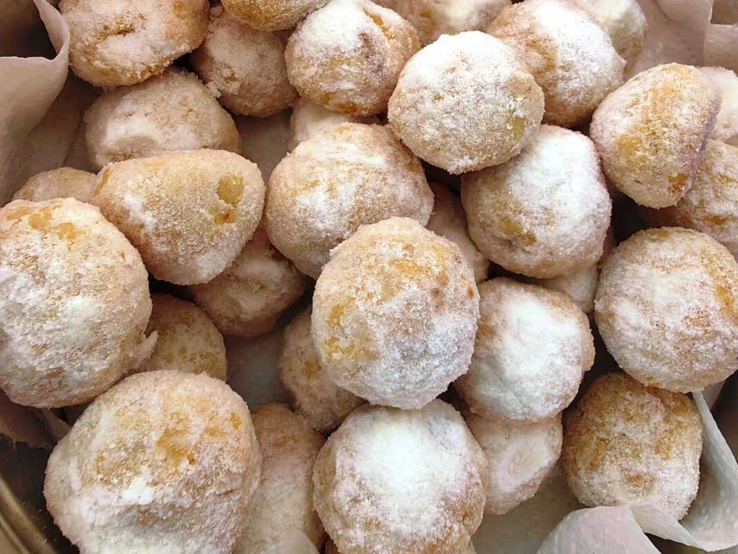 Γλυκάκι για τον καφέ Γλυκάκι για τον καφέ