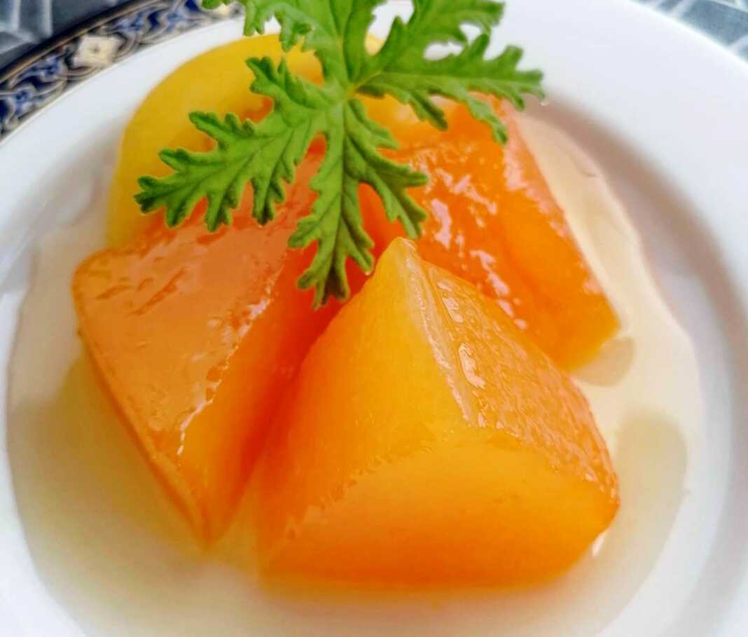 γλυκό του κουταλιού πεπόνι