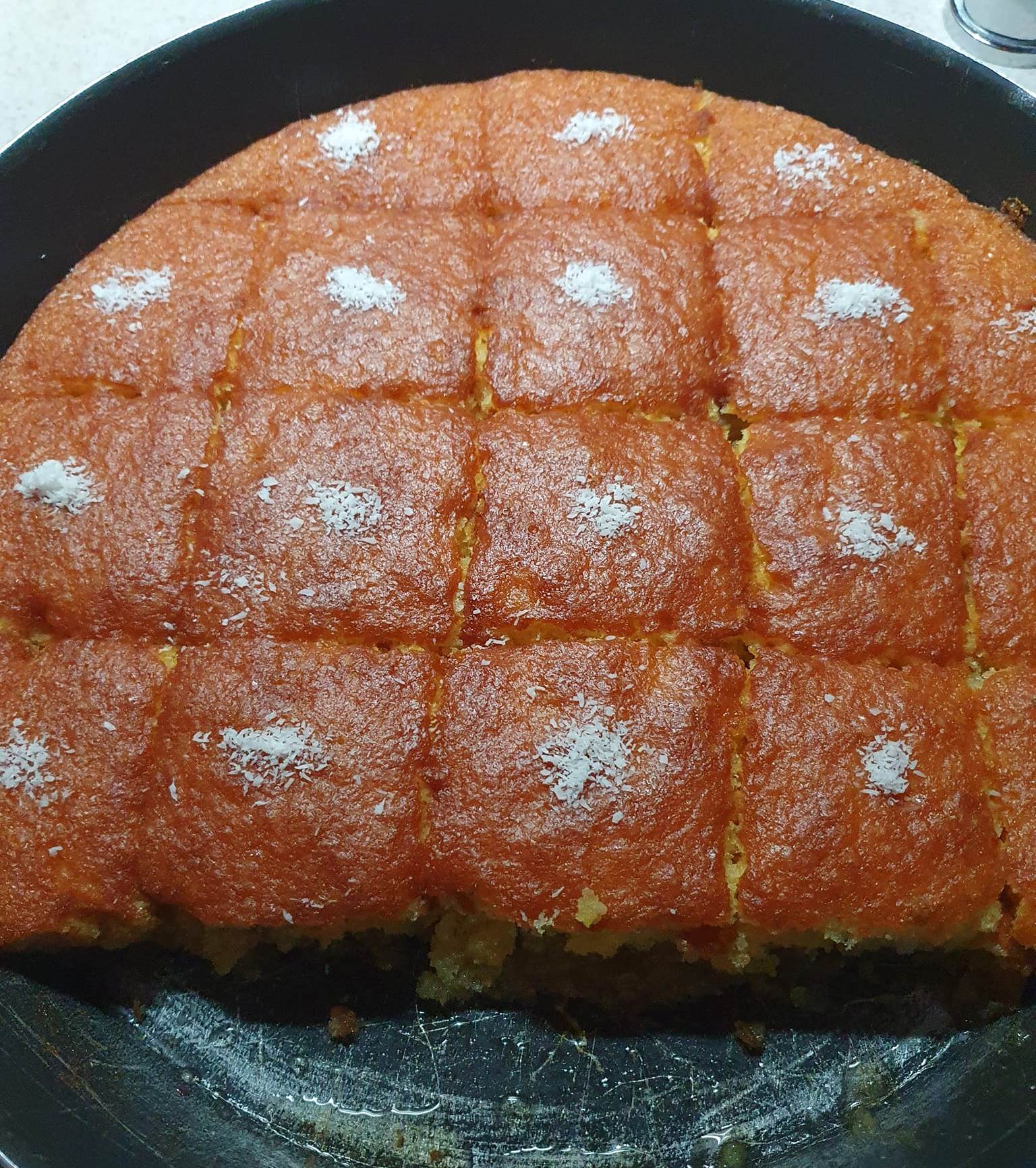 Γλυκό Μπαμπά με καρύδια