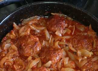 Κεφτεδάκια με κρεμμύδια στο φούρνο