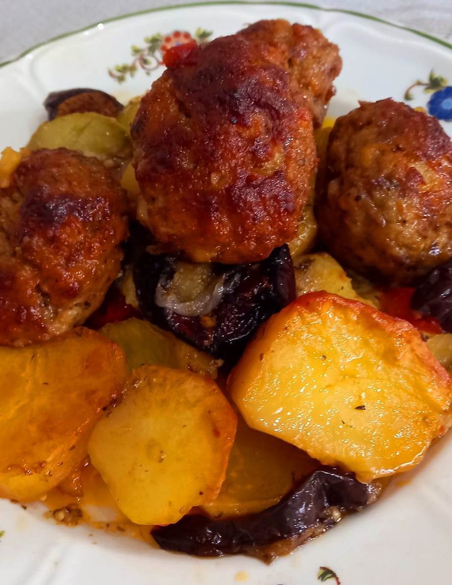 keftedesLaxanika Κεφτέδες με λαχανικά στο φούρνο