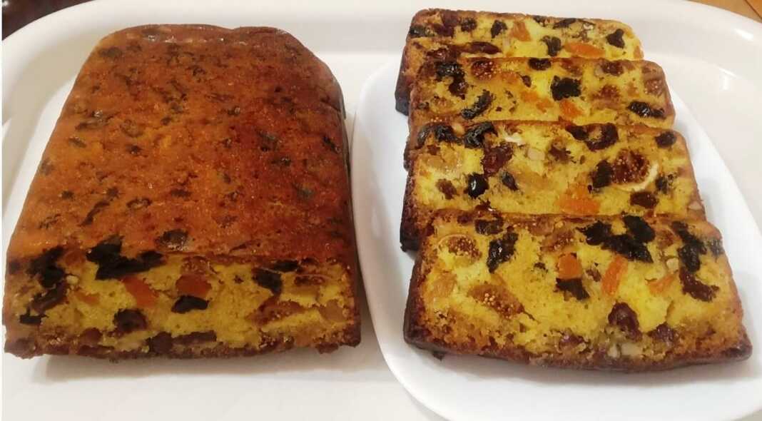 keik ksirous karpous κέικ με αποξηραμένα φρούτα