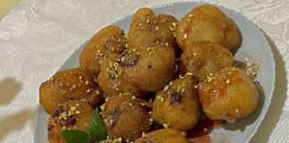 Λουκουμάδες με Μαρμελάδα & ξηρούς καρπούς